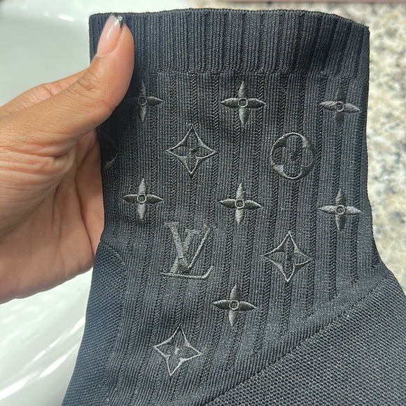 Authentic LV Silhouette Ankle Boots size 40 - Picture 4 of 4